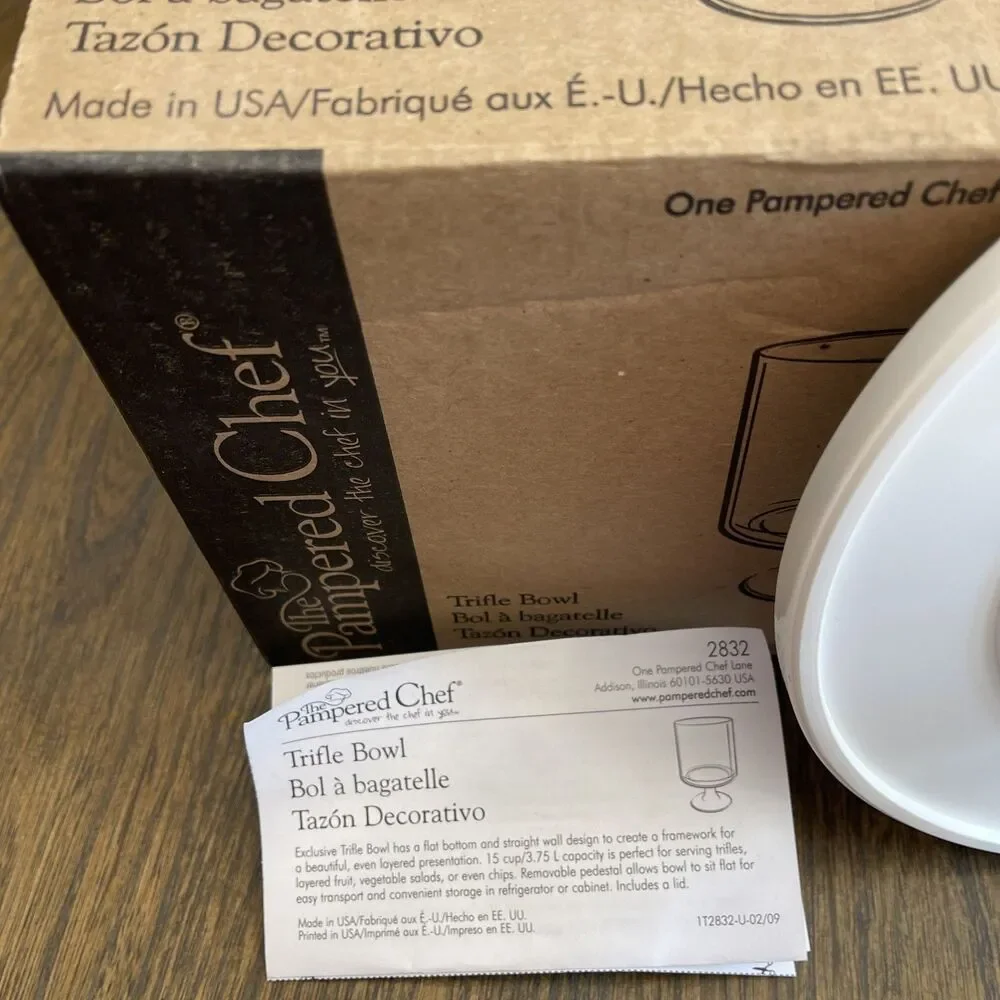 Pampered Chef Trifle Bowl #2832 – In the Box